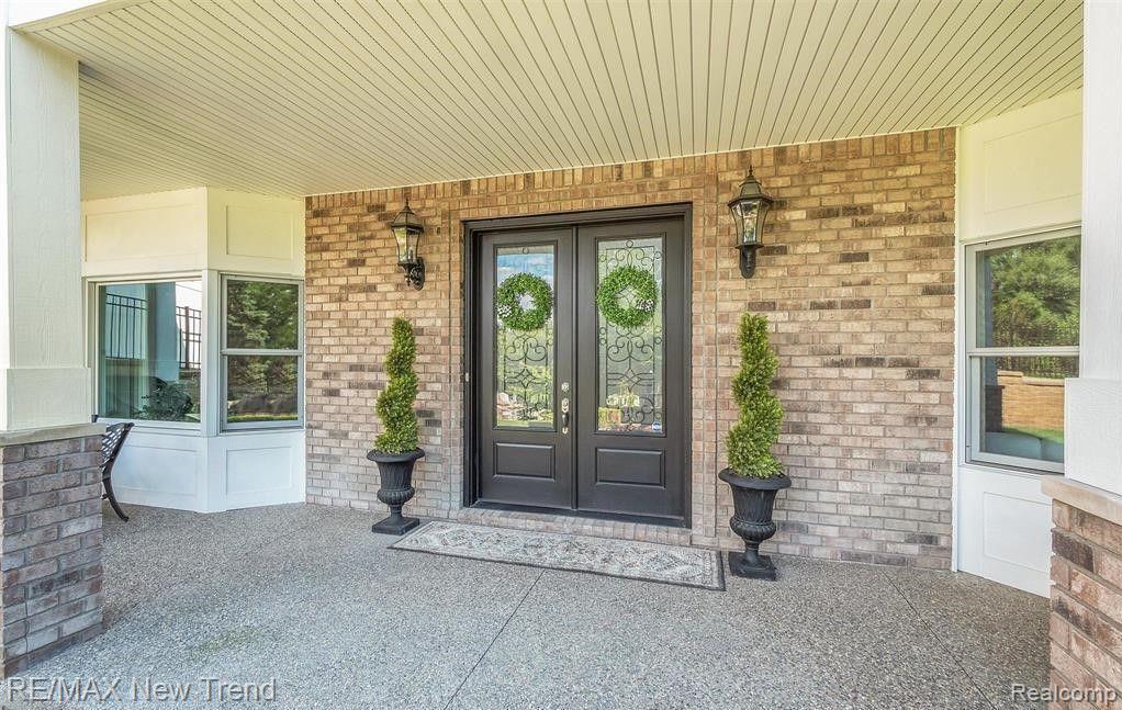 204 Lysander Street Rochester, MI 48307 - Photo 9 of 52 Gallery Image 9