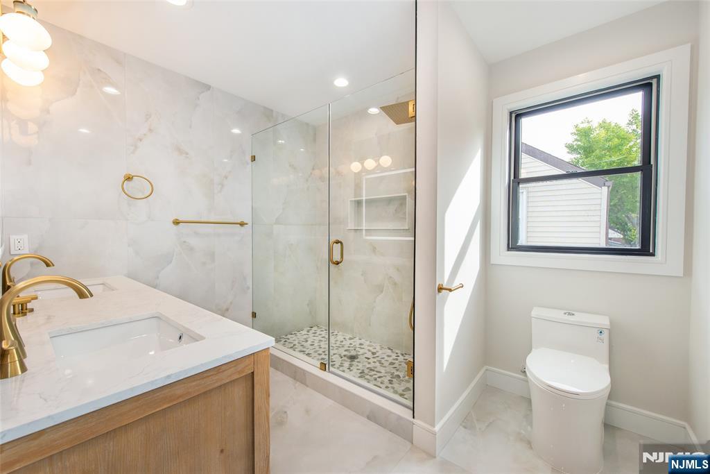 700 Ramapo Road Teaneck, NJ 07666 - Photo 21 of 41