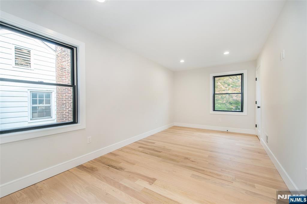 700 Ramapo Road Teaneck, NJ 07666 - Photo 26 of 41