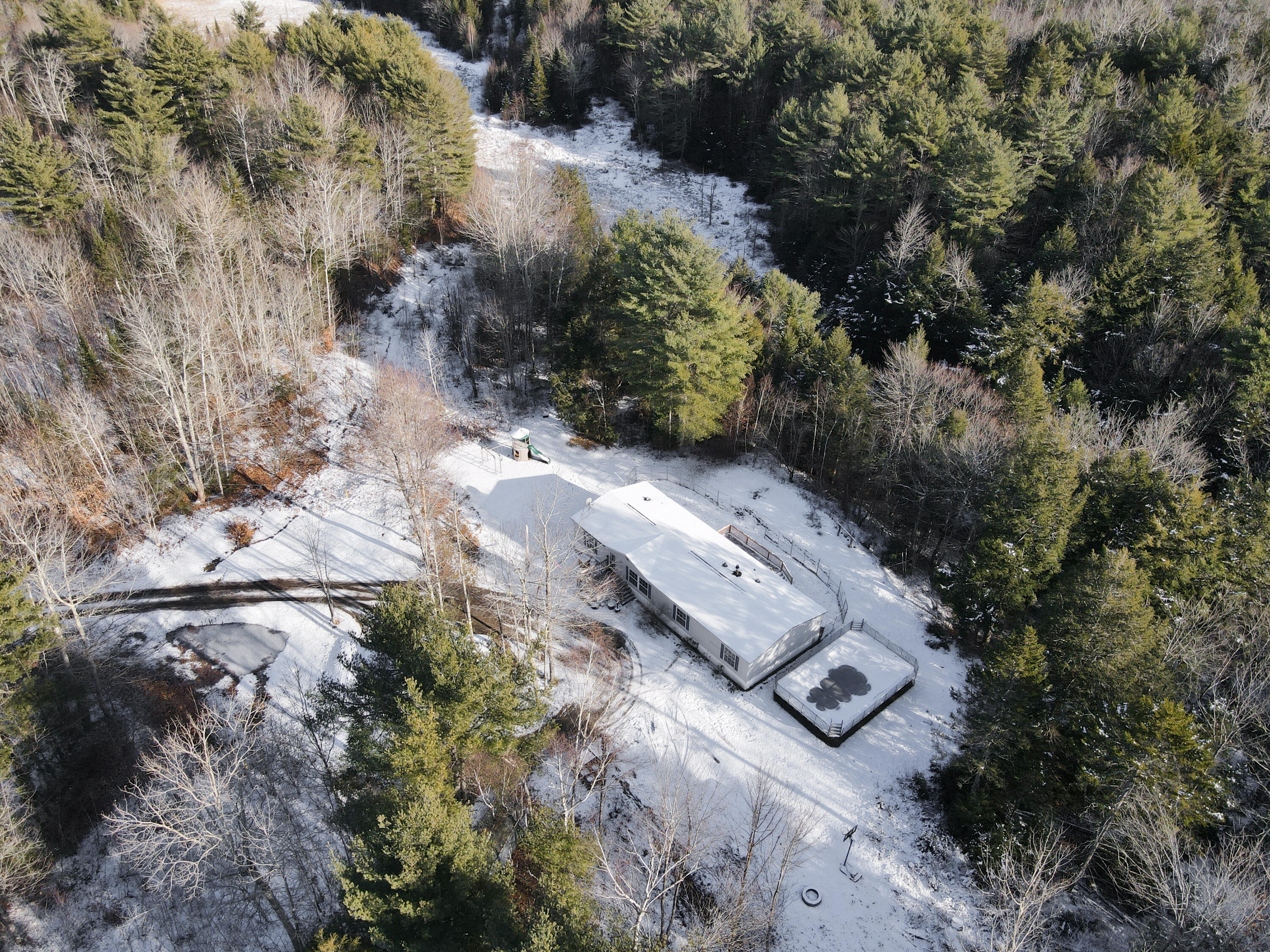 85 Maple Grove China, ME 04358 - Photo 8 of 30 Exterior