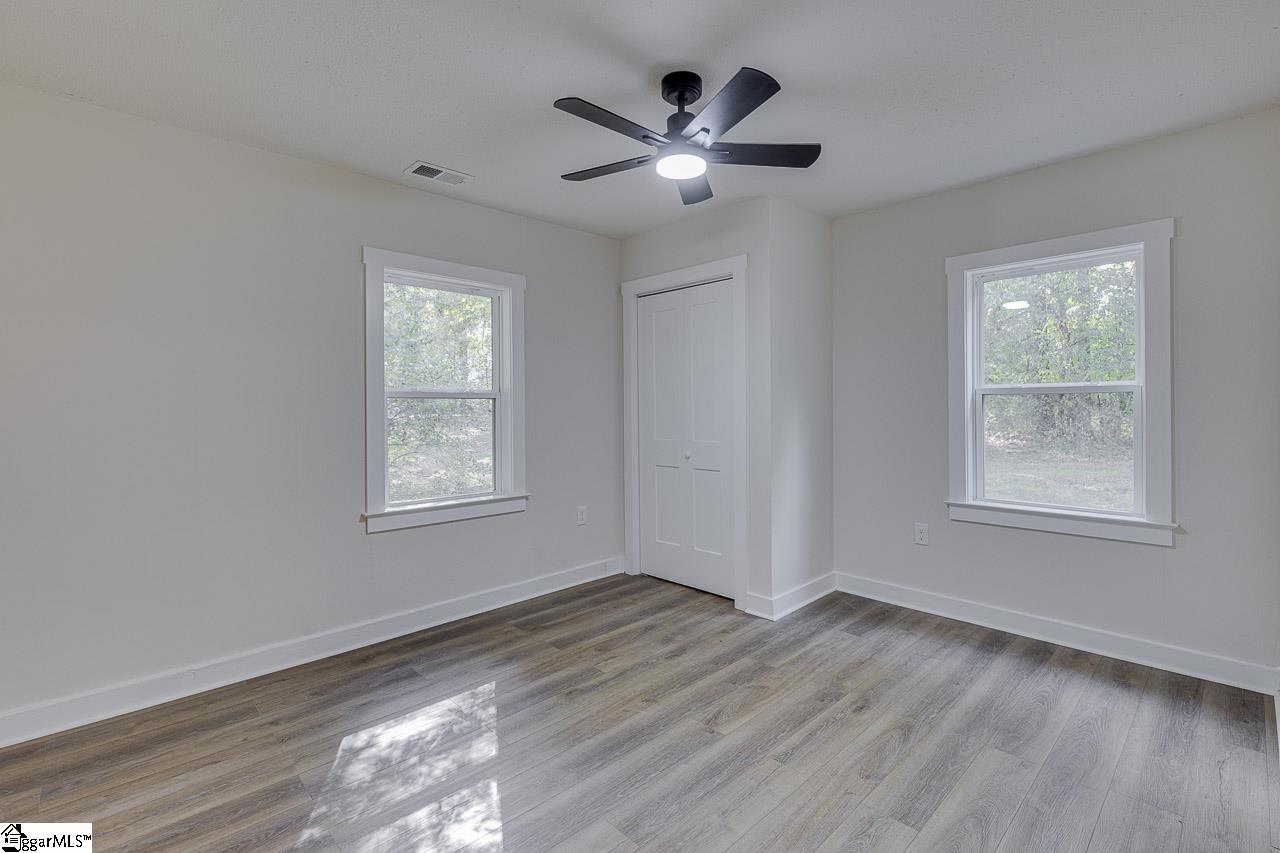 317 Giles Street Pendleton, SC 29670 - Photo 14 of 24