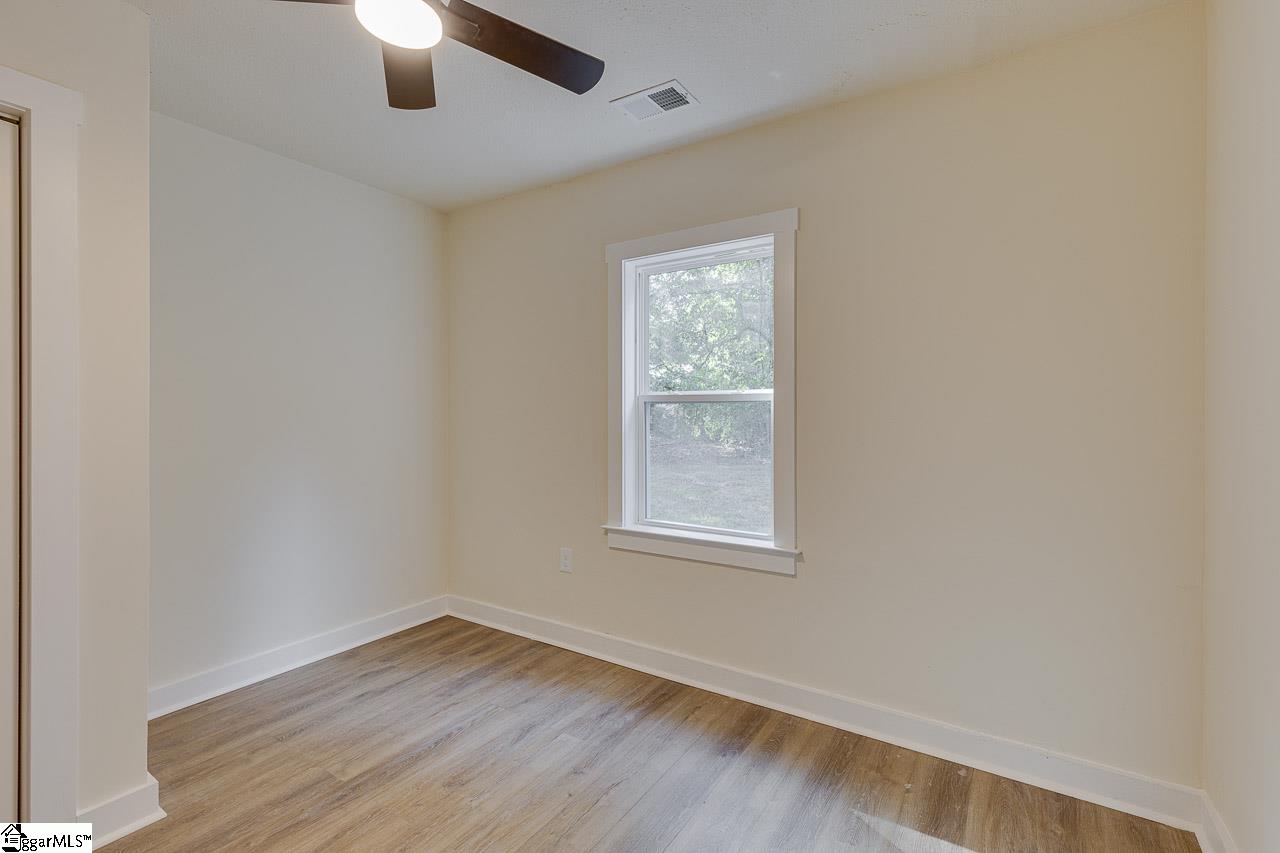 317 Giles Street Pendleton, SC 29670 - Photo 16 of 24