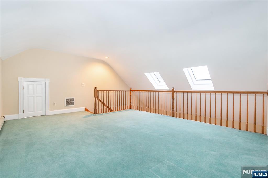 10 Sunny Lane Andover, NJ 07821 - Photo 31 of 34