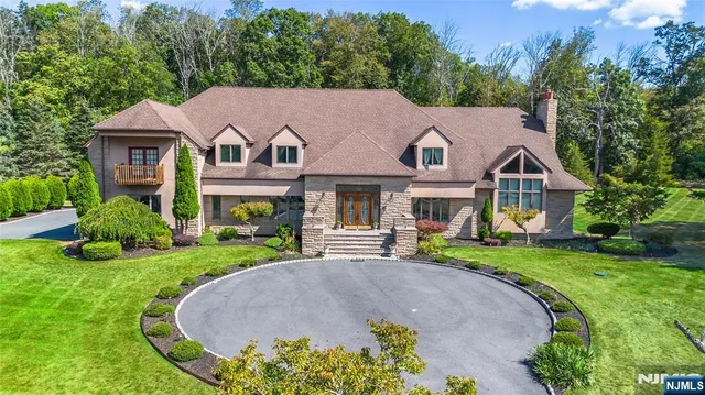 $1,125,000 | 10 Sunny Lane, Andover, NJ 07821