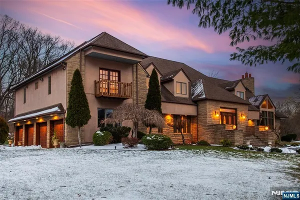 $1,125,000 | 10 Sunny Lane, Andover, NJ 07821