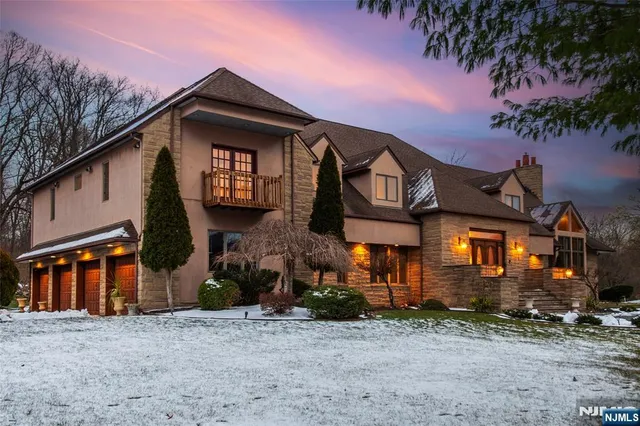 $1,125,000 | 10 Sunny Lane, Andover, NJ 07821