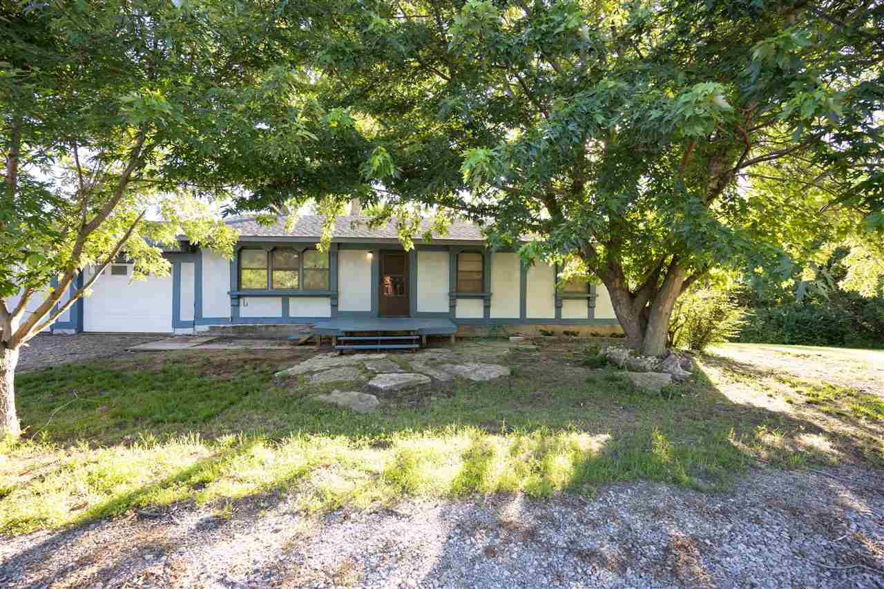 9840 Rocky Ridge Place Ponca City, OK 74604 - Photo 3 of 19 Gallery Image 3