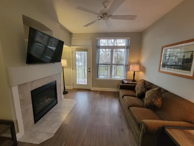 $134,900 | 1505 South Shore Drive, Unit 227, Delavan, WI 53115