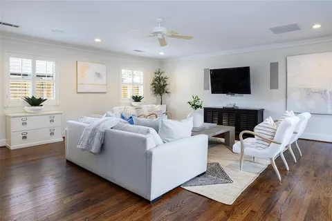 $1,749,000 | 5839 Meadow Crest Drive, Dallas, TX 75230