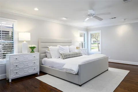 $1,749,000 | 5839 Meadow Crest Drive, Dallas, TX 75230