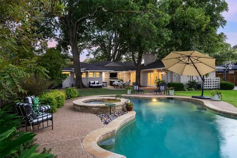 $1,749,000 | 5839 Meadow Crest Drive, Dallas, TX 75230