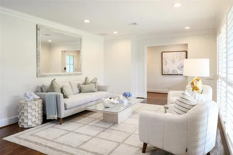 $1,749,000 | 5839 Meadow Crest Drive, Dallas, TX 75230