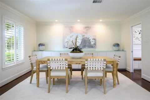 $1,749,000 | 5839 Meadow Crest Drive, Dallas, TX 75230