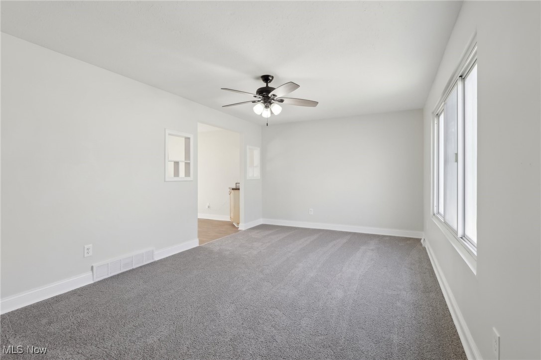5265 Lear Nagle Road North Ridgeville, OH 44039 - Photo 3 of 24