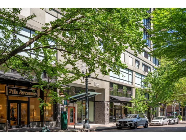 $469,000 | 1025 Northwest Couch Street, Unit 1217, Portland, OR 97209