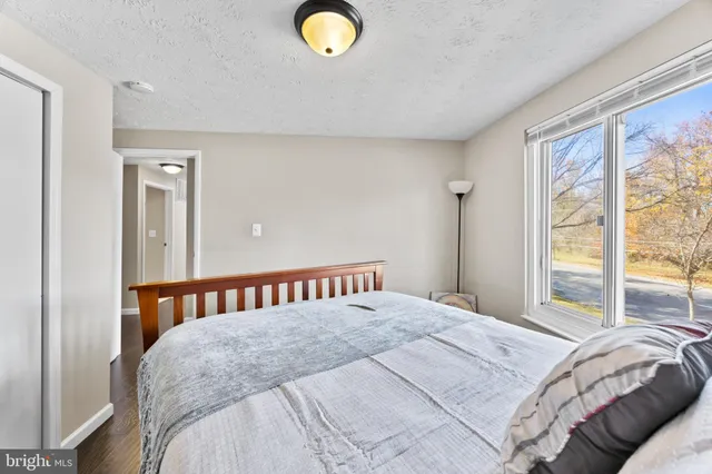 $460,000 | 8600 Temple Hill Road, Clinton, MD 20735