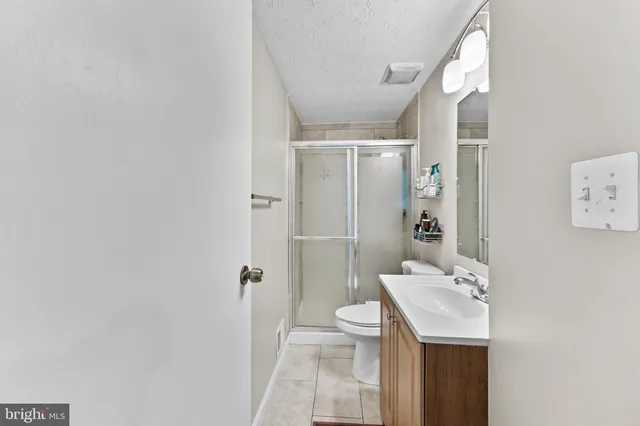 $460,000 | 8600 Temple Hill Road, Clinton, MD 20735