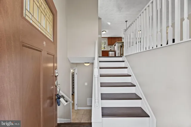 $460,000 | 8600 Temple Hill Road, Clinton, MD 20735