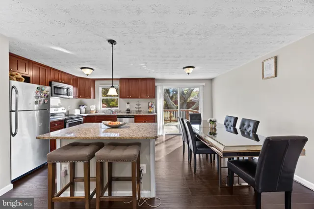 $460,000 | 8600 Temple Hill Road, Clinton, MD 20735