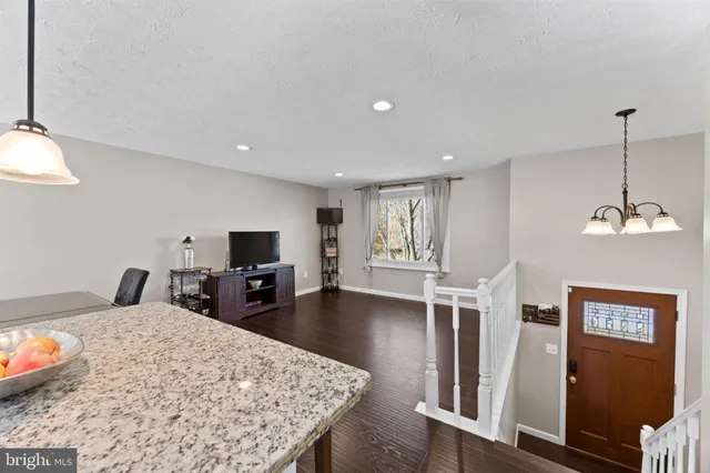 $460,000 | 8600 Temple Hill Road, Clinton, MD 20735