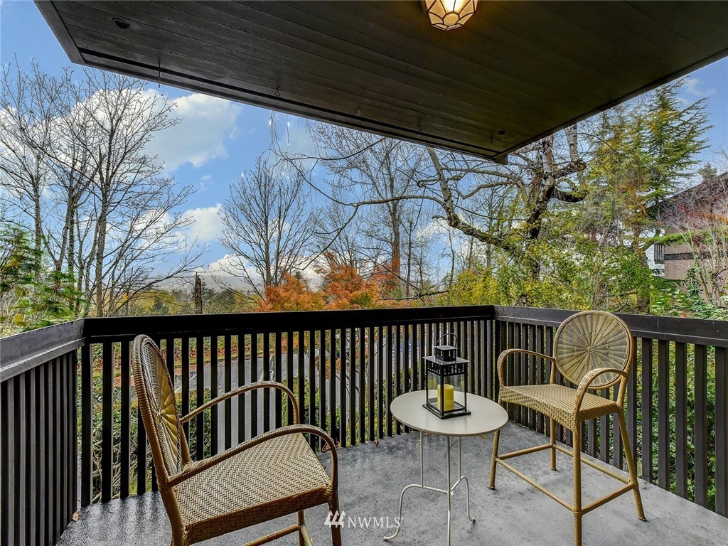 1425 South Puget Drive, Unit B3 Renton, WA 98055 - Photo 1 of 16