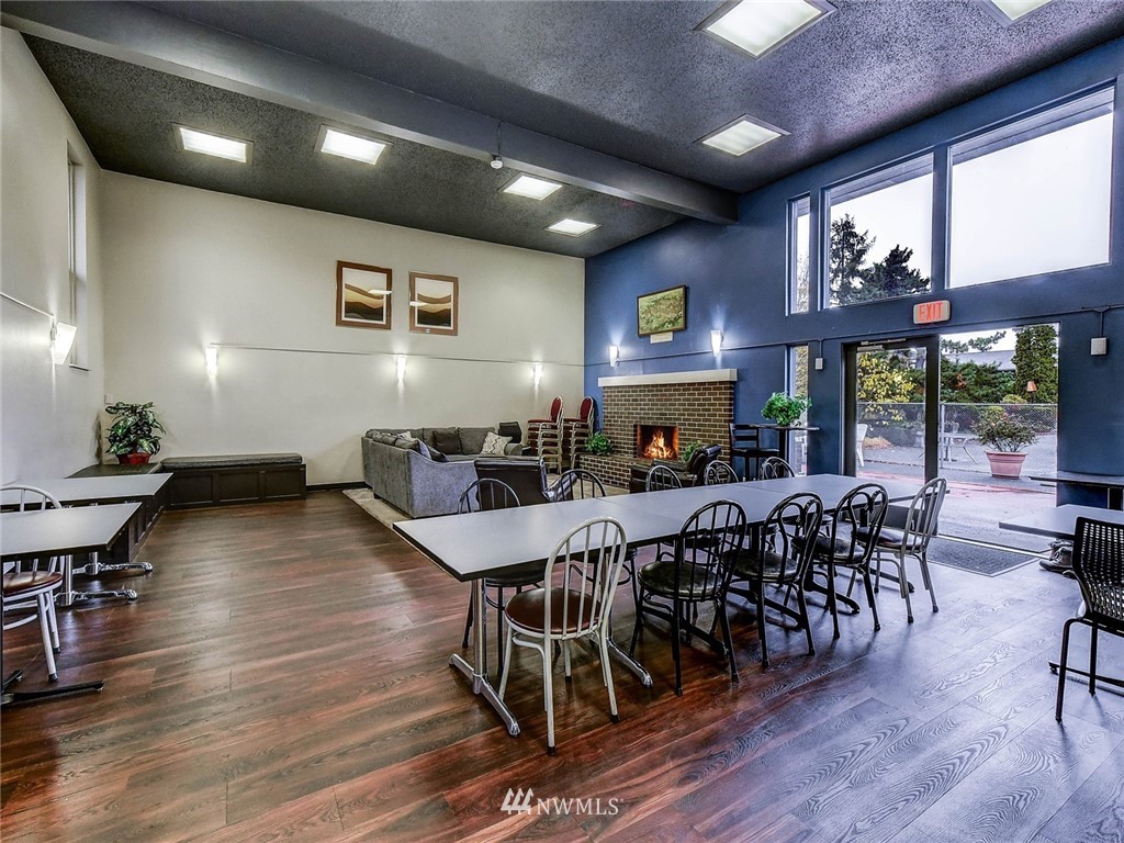 1425 South Puget Drive, Unit B3 Renton, WA 98055 - Photo 14 of 16