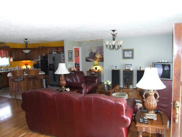 1746 Edgar Dillard Road Greenbrier, TN 37073 - Photo 5 of 11 Open area in center of house