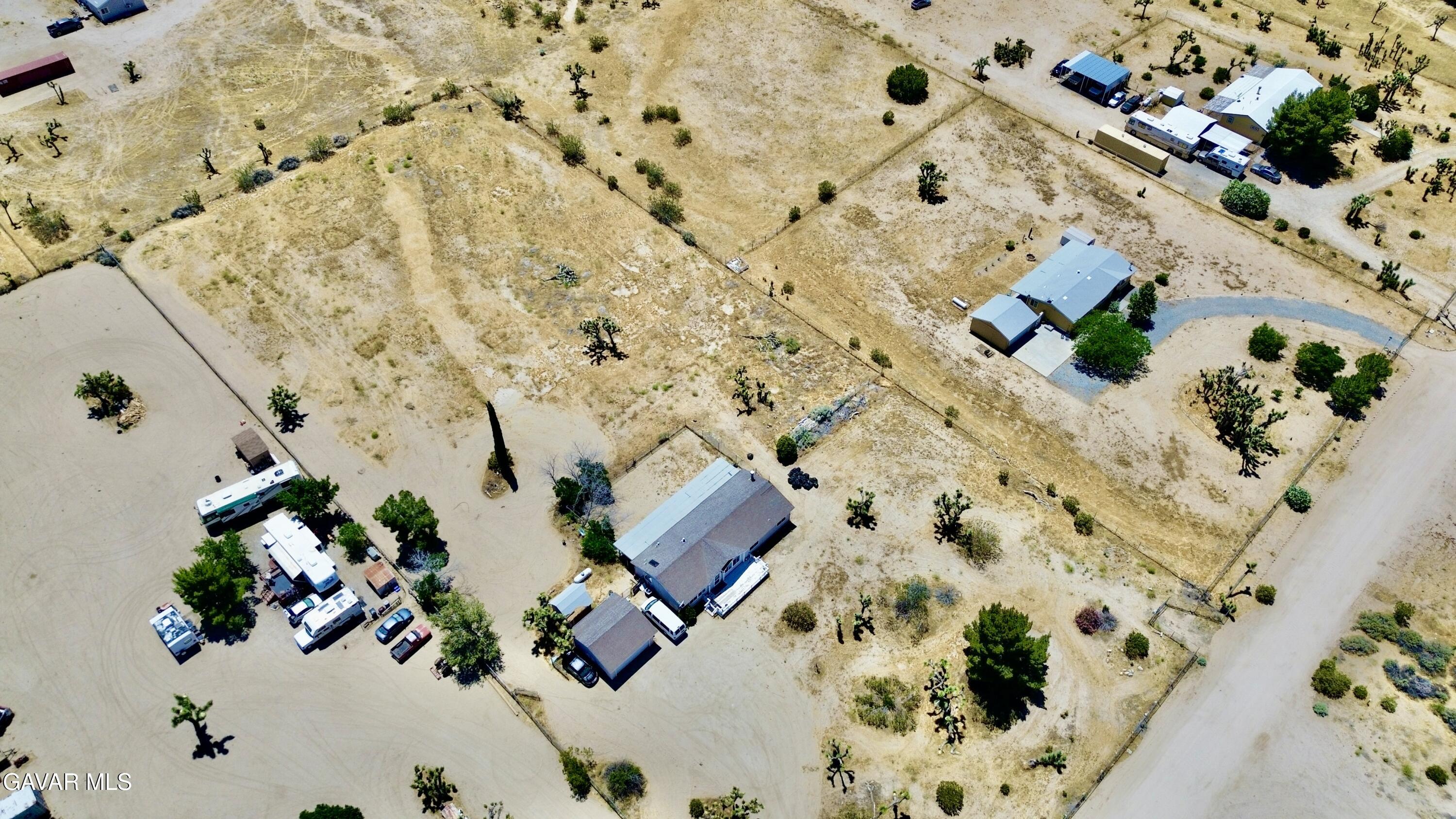 397 Joshua Hills Road Pinon Hills, CA 92372 - Photo 32 of 42 47DA57DD-62D5-42D3-9356-7457957DC628_1_2