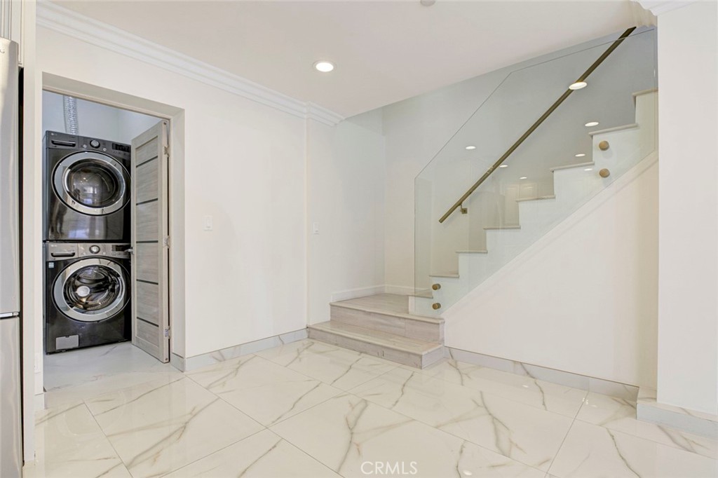 7044-1 Greeley Street Tujunga, CA 91042 - Photo 12 of 27 a view of entryway with washer and dryer