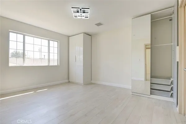 $4,000 | 7044-1 Greeley Street, Tujunga, CA 91042