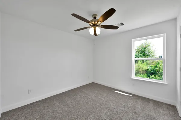 $2,000 | 1053 Road 5740 Cleveland Tx 77327, Cleveland, TX 77327