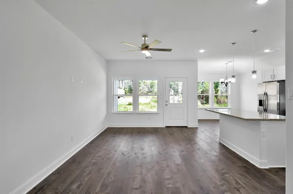$2,000 | 1053 Road 5740 Cleveland Tx 77327, Cleveland, TX 77327