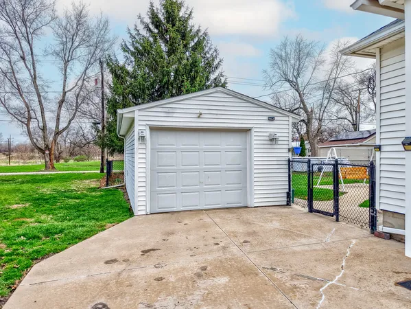 $149,000 | 216 West 10th Street, Streator, IL 61364