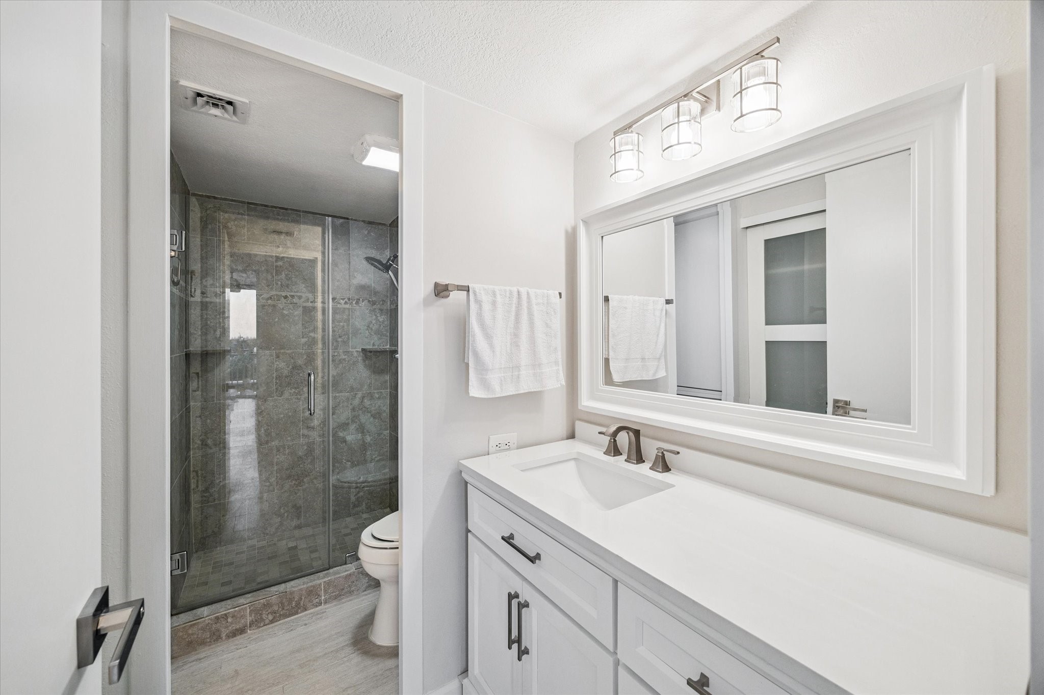 2016 Main Street, Unit 622 Houston, TX 77002 - Photo 17 of 27
