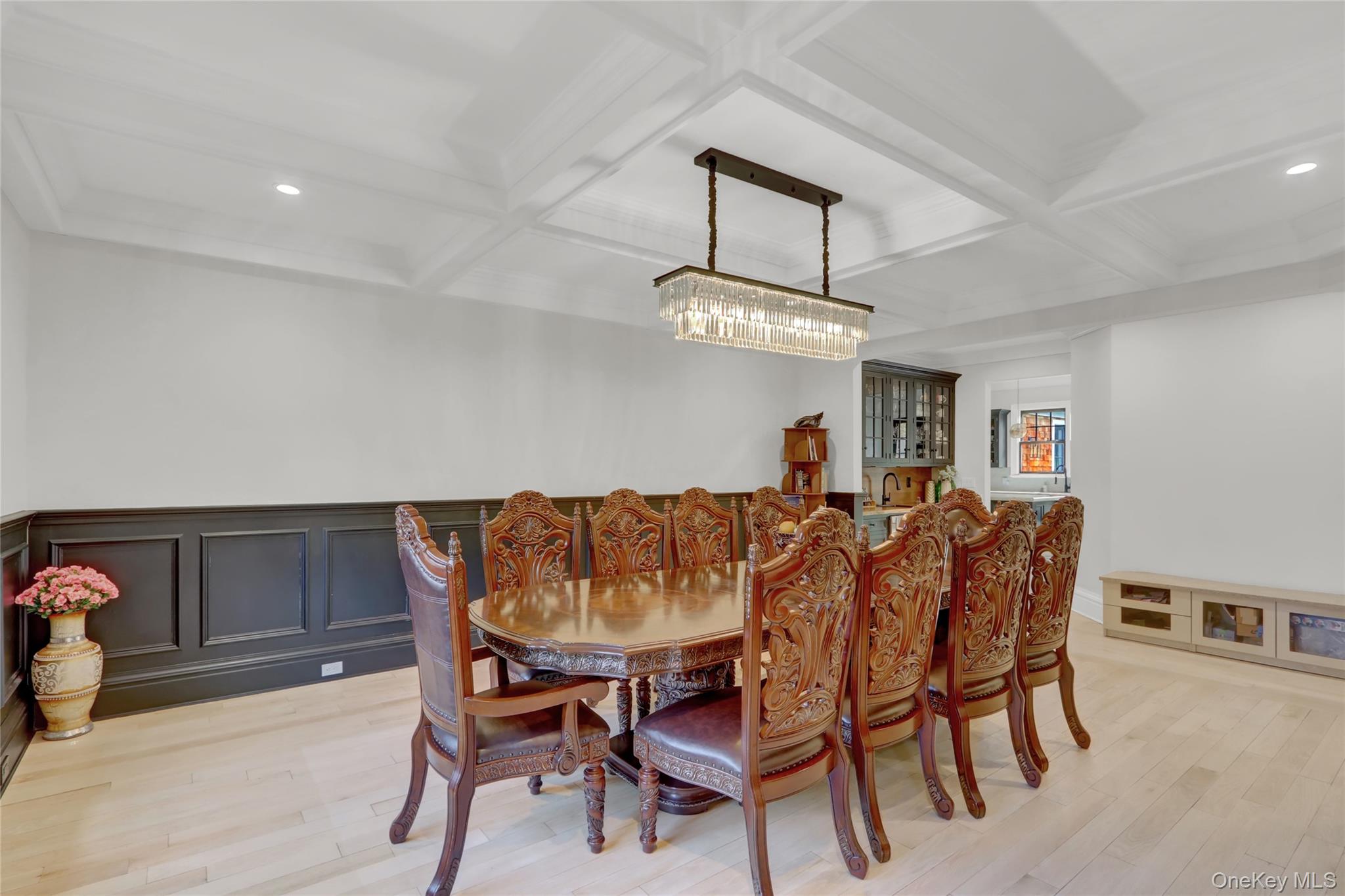 119 Wheatley Road Old Westbury, NY 11568 - Photo 5 of 45 a view of a dining room with furniture