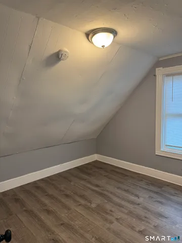 $1,350 | 274 Orange Street, Waterbury, CT 06704