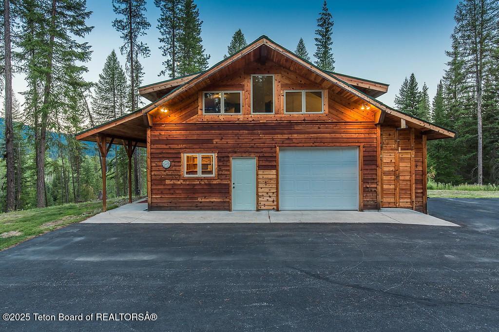 37258 Yaak River Road Troy, MT 59935 - Photo 3 of 74 3