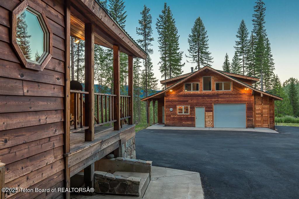 37258 Yaak River Road Troy, MT 59935 - Photo 58 of 74 58