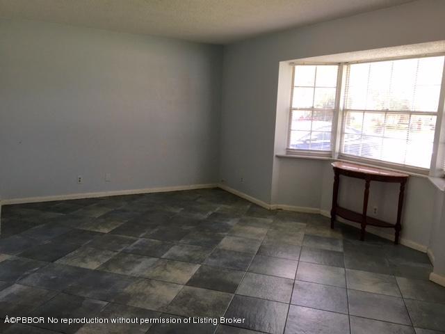 409 Chevron Circle Jupiter, FL 33458 - Photo 14 of 18 14 Living Room