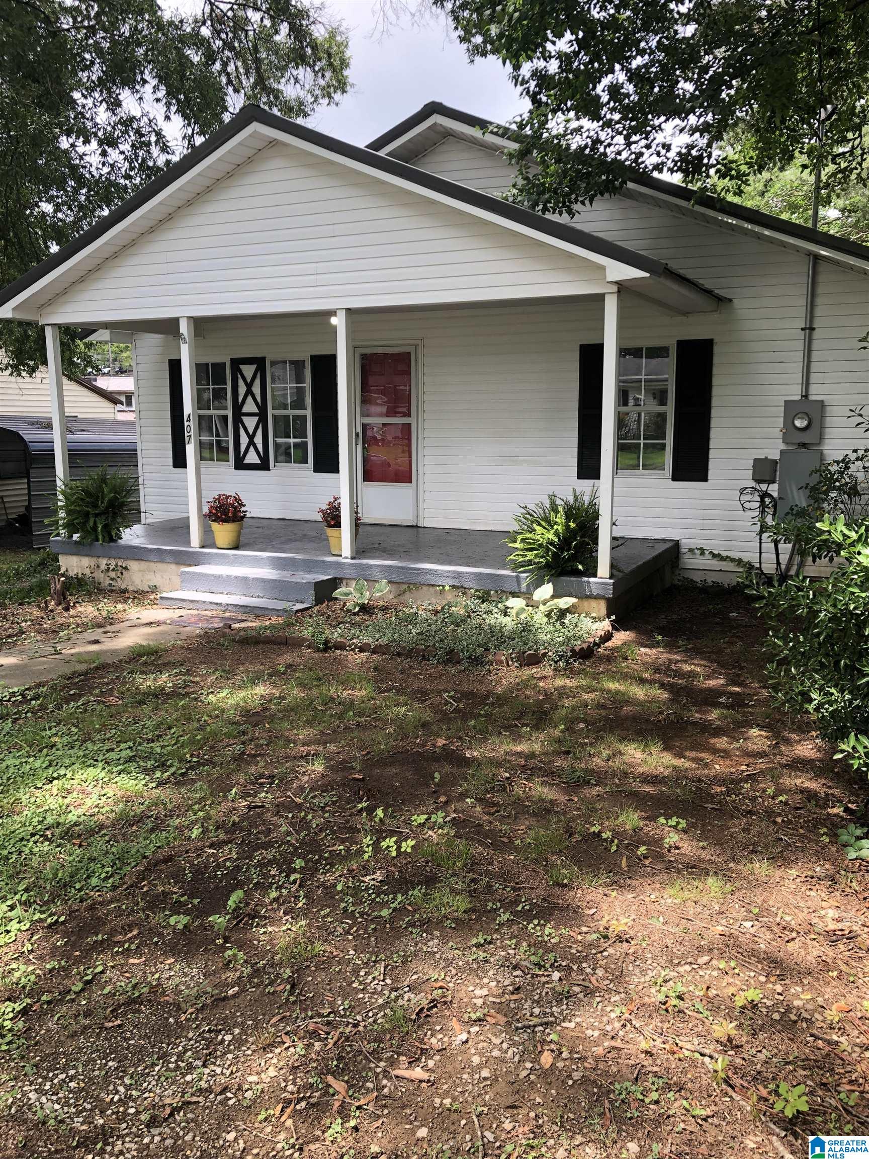 407 Elm Street Oneonta, AL 35121 - Photo 1 of 15