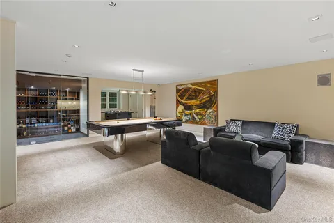 $9,950,000 | 106 Premium Point, New Rochelle, NY 10801