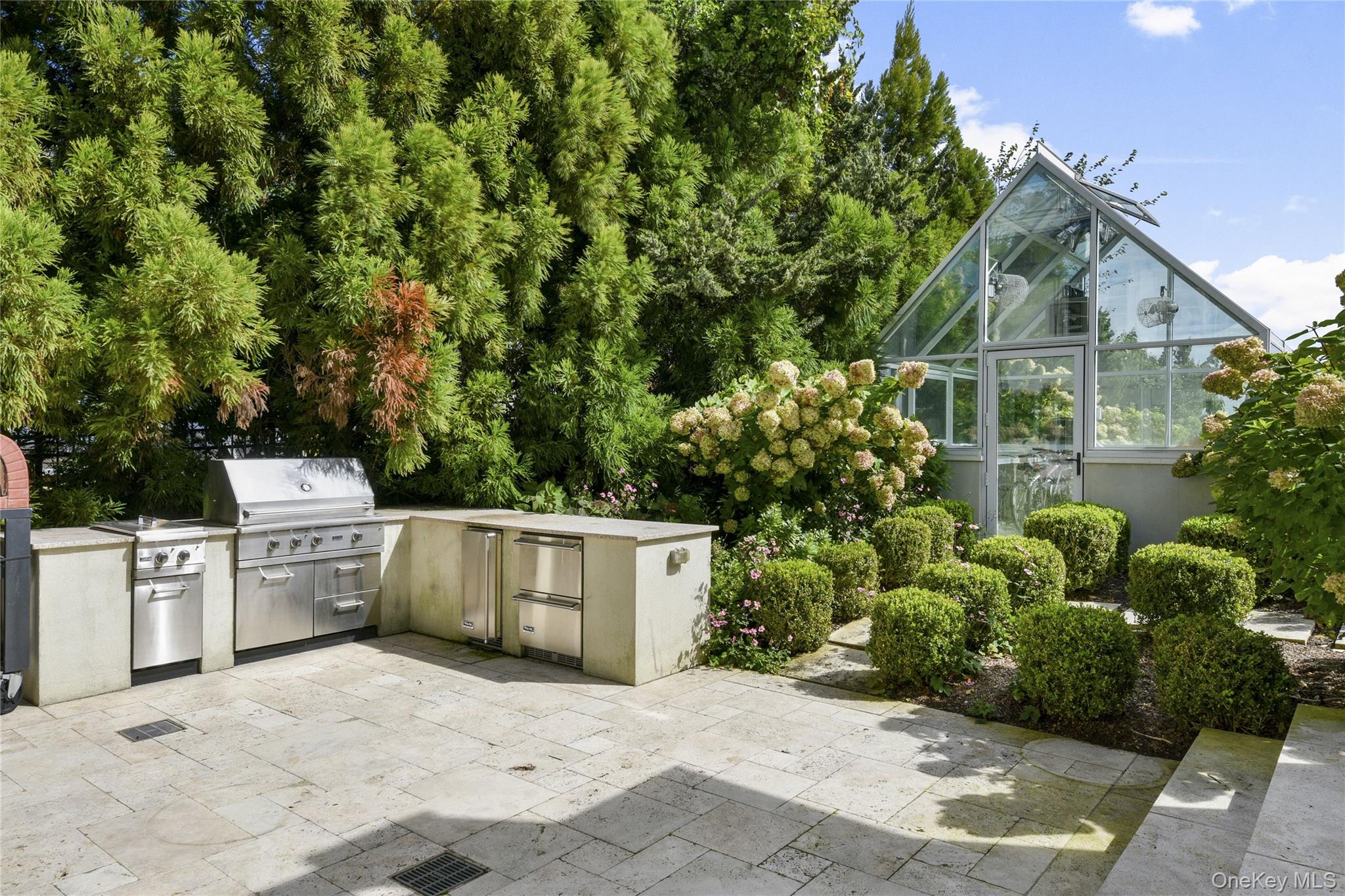 106 Premium Point New Rochelle, NY 10801 - Photo 36 of 44 View of patio / terrace featuring a greenhouse, area for grilling