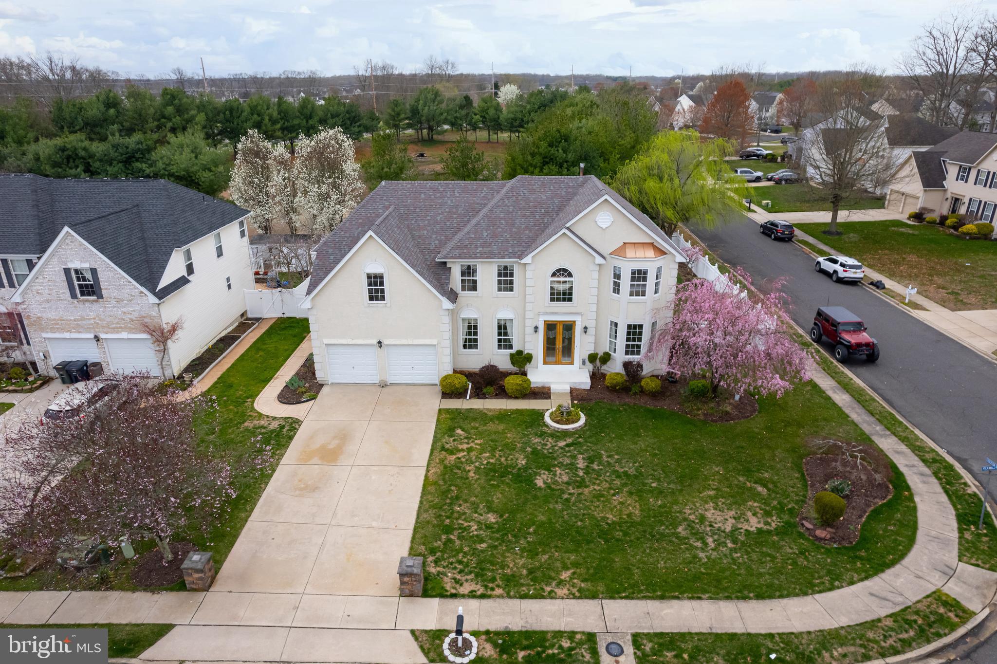 316 Pickwick Drive Williamstown, NJ 08094 - Photo 31 of 44 a view of house with garden