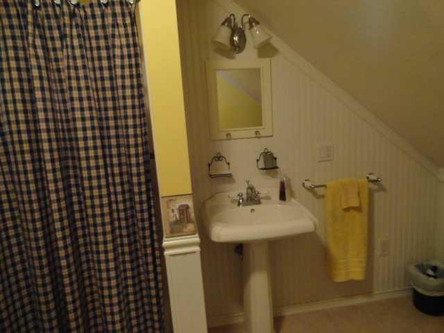 289 Chick Road Lebanon, ME 04027 - Photo 20 of 33 Bathroom.