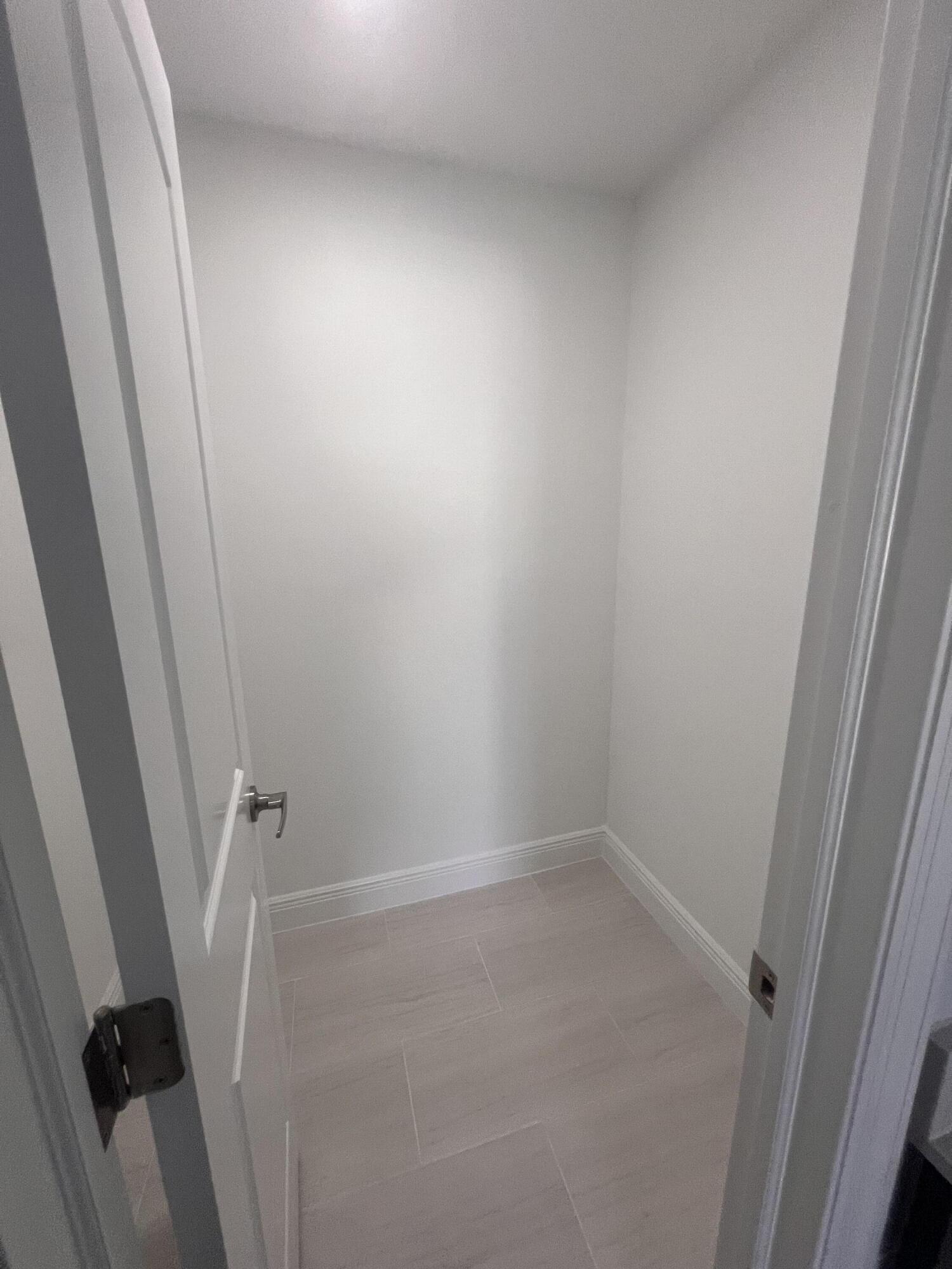 1051 Orange Terrace, Unit 203 Delray Beach, FL 33445 - Photo 12 of 17 Walk in Cloet