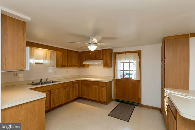 $1,995 | 5305 Robert Lee Place, Pomfret, MD 20675