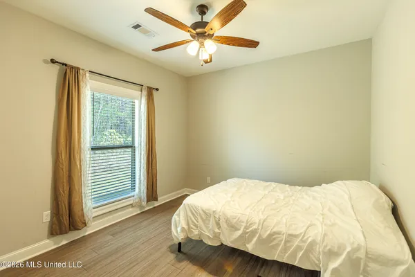 $295,900 | 554 Birchwood Boulevard, Pearl, MS 39208
