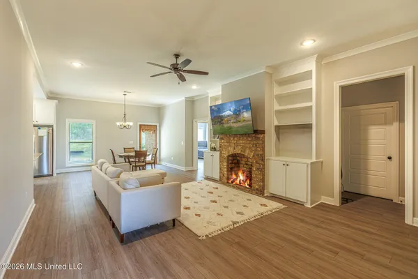$295,900 | 554 Birchwood Boulevard, Pearl, MS 39208