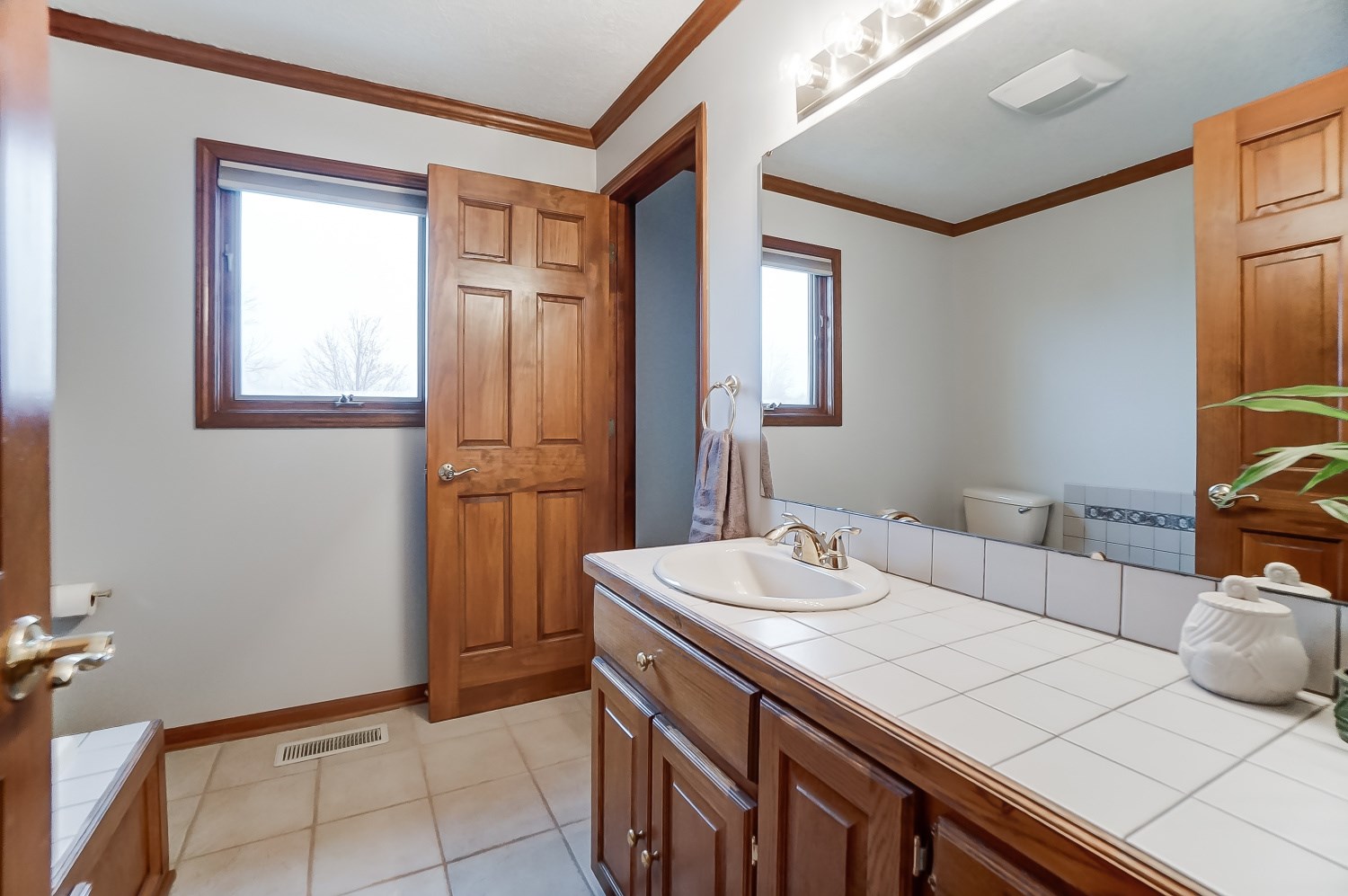 356 West Baseline Road Albion, IN 46701 - Photo 15 of 36 Gallery Image 15