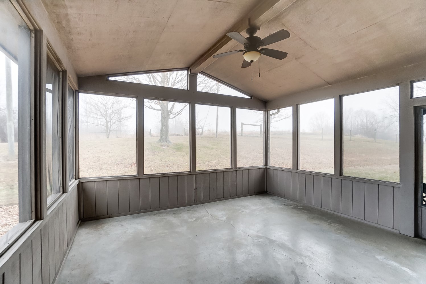 356 West Baseline Road Albion, IN 46701 - Photo 9 of 36 Gallery Image 9